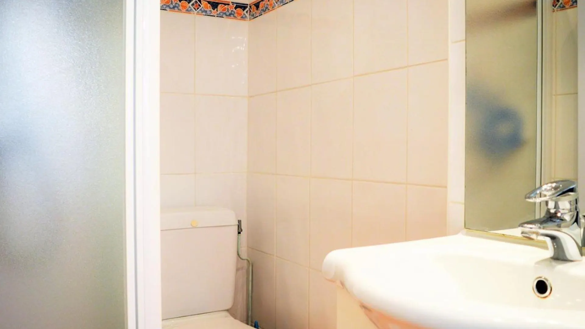 Appartement 2P Avec Terrasse, Jardin Et Piscine - Le Lavandou, 4 Couchages, Parking Inclus - Fr-1-251-573